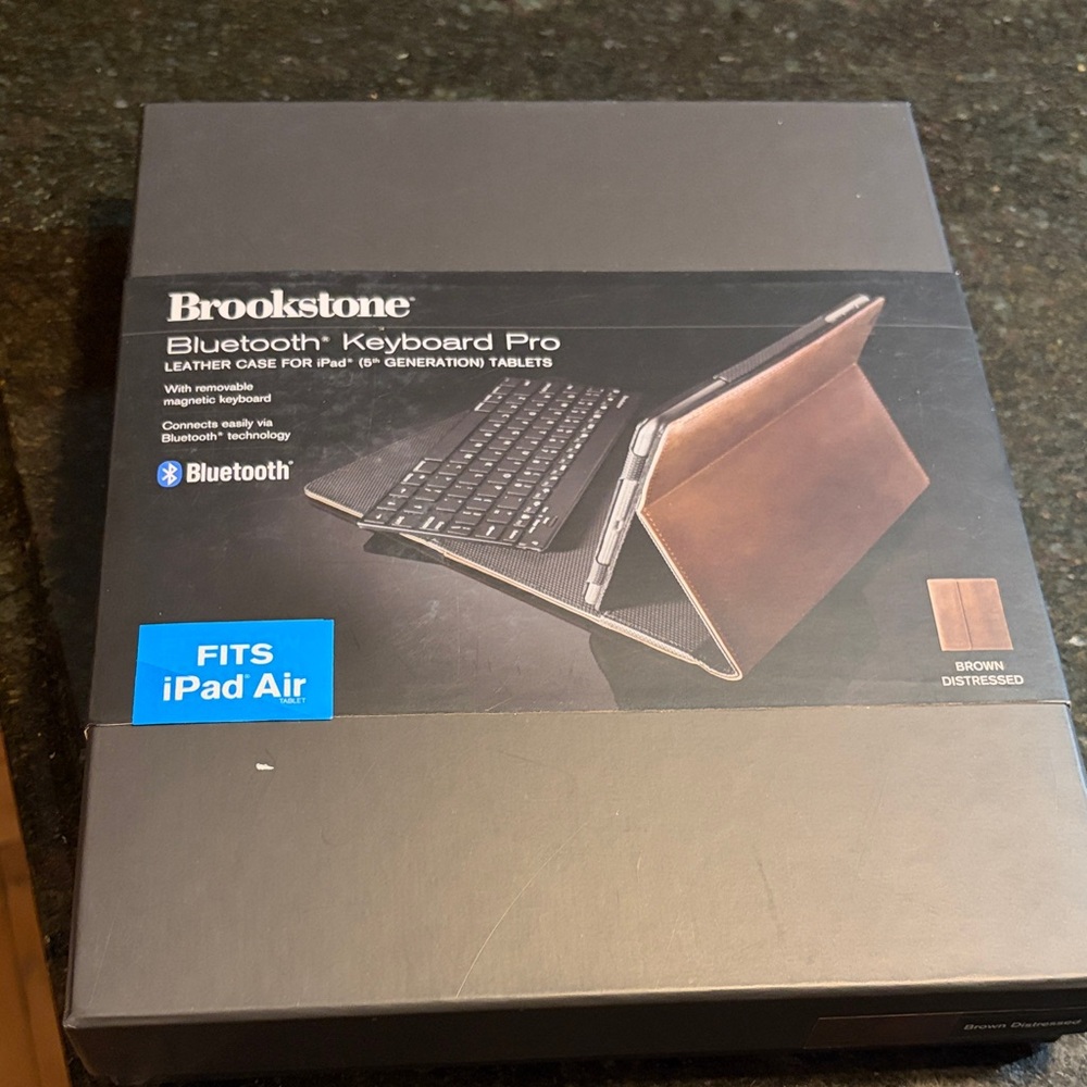 Brookstone Leather Keyboard Pro for iPad - Brown